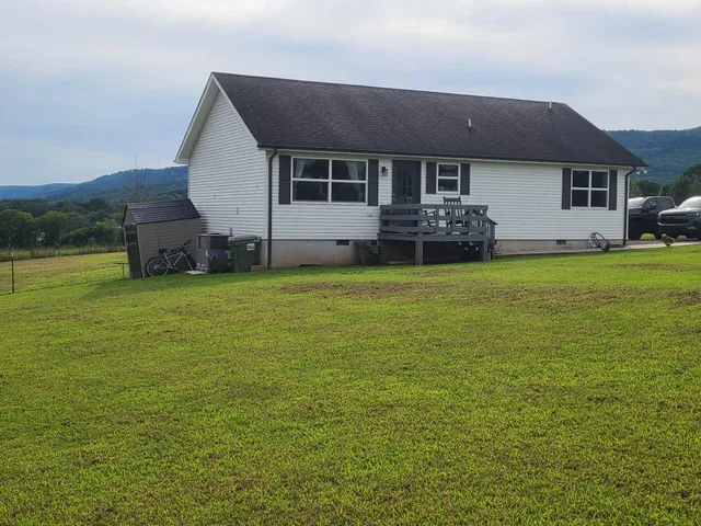 $325,000 | 842 Kelly Lane, Pikeville, TN 37367