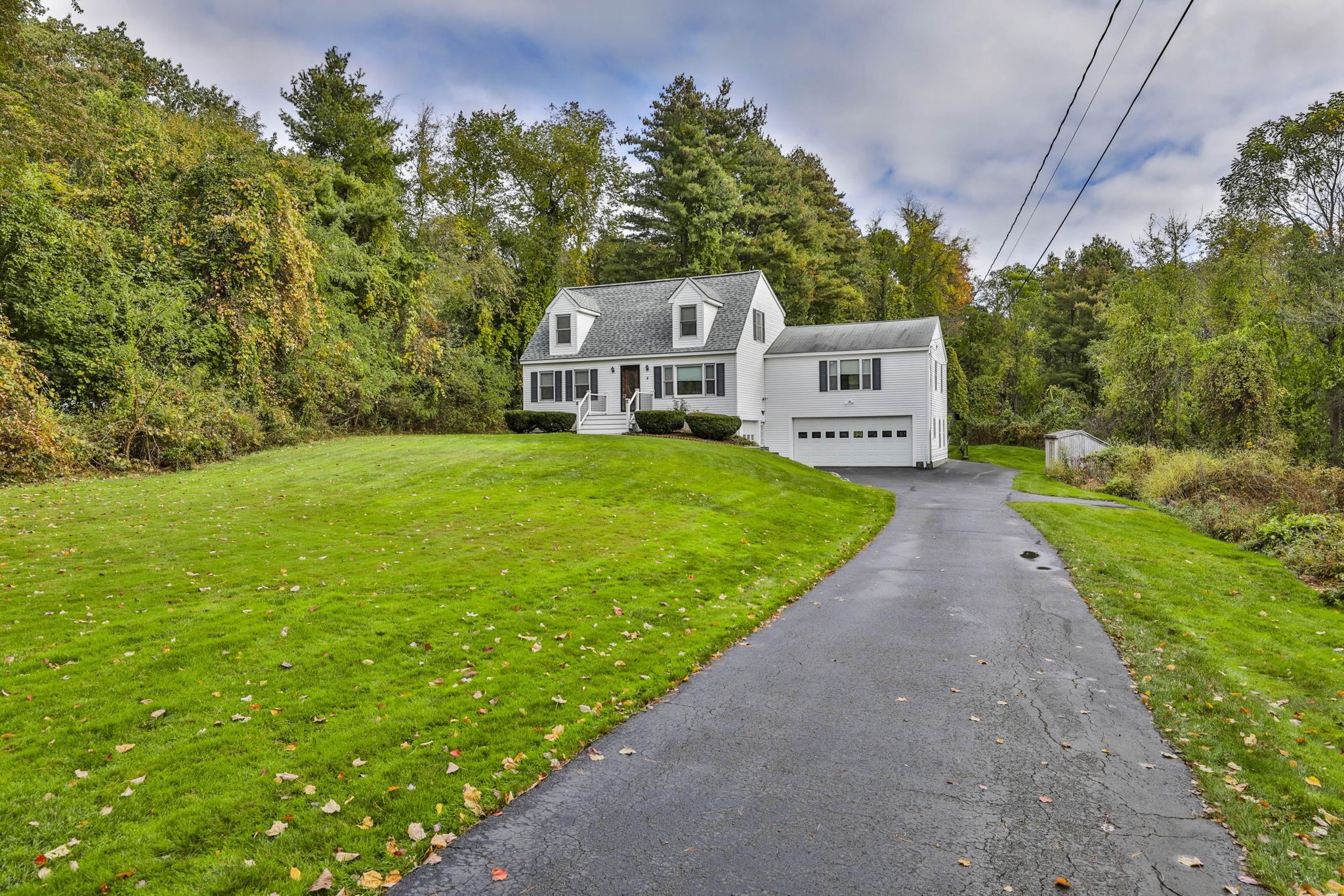 4 Miltimore Road Derry, NH 03038 - Photo 2 of 40