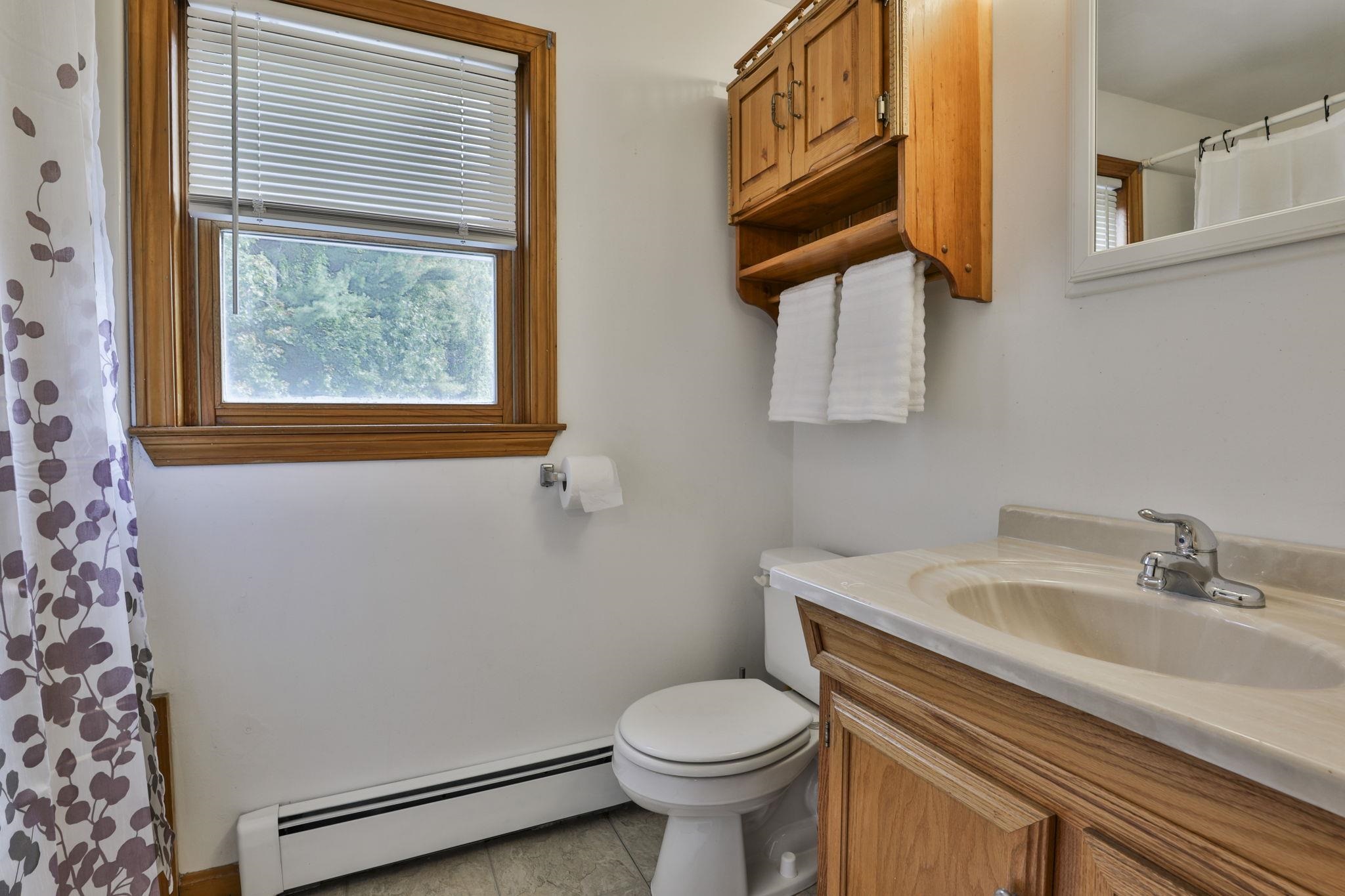 4 Miltimore Road Derry, NH 03038 - Photo 27 of 40