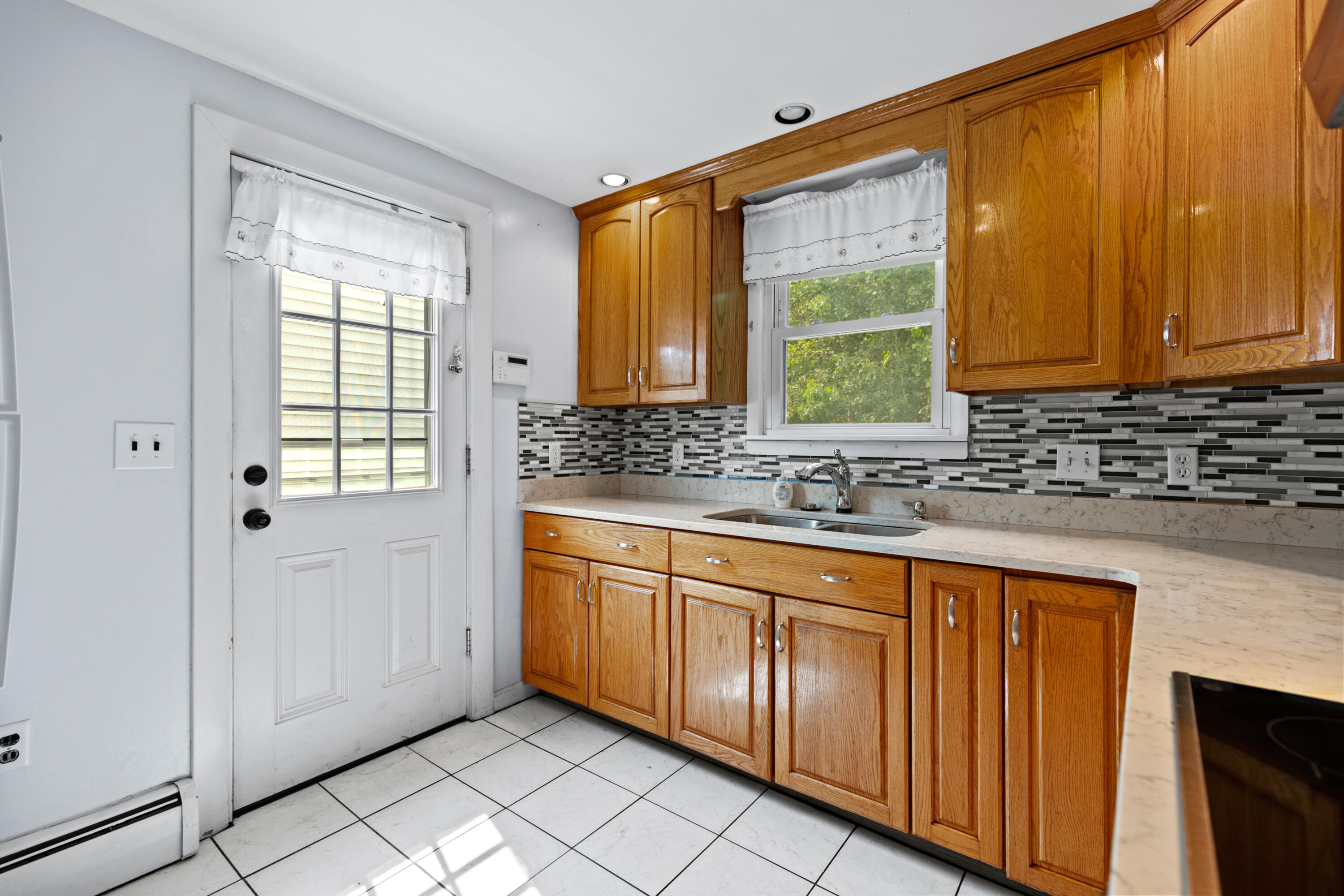 202 Gray Road Falmouth, ME 04105 - Photo 8 of 24 202 Gray Road Falmouth-003