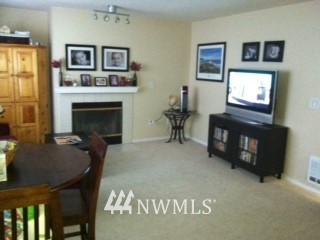 19404 Bothell Way Northeast, Unit D102 Bothell, WA 98011 - Photo 2 of 15
