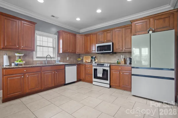 $365,000 | 104 Castle Pines Lane, Statesville, NC 28625