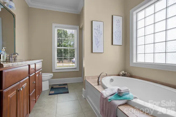 $365,000 | 104 Castle Pines Lane, Statesville, NC 28625