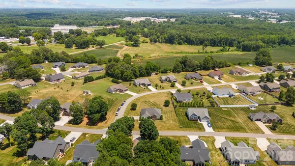 $365,000 | 104 Castle Pines Lane, Statesville, NC 28625