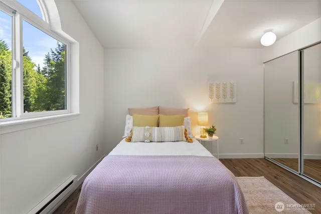 $582,000 | 4330 West Lake Sammamish Parkway Southeast, Unit G114, Issaquah, WA 98027