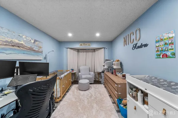 $2,600 | 9 Ruby Court, Franklin Park, NJ 08823