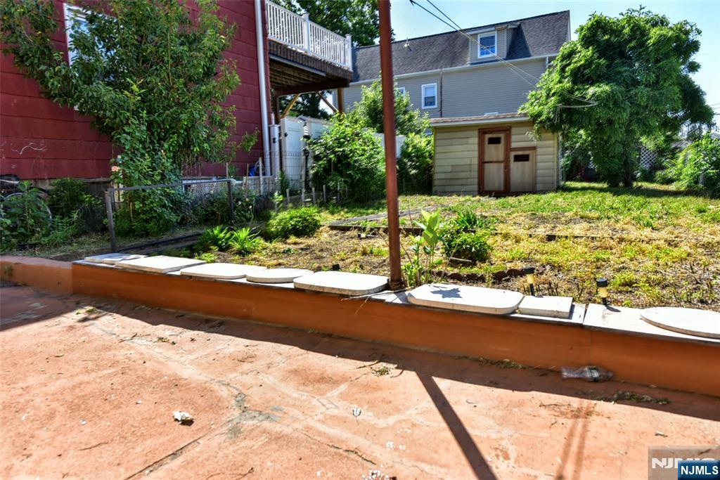 70 Main Avenue Wallington, NJ 07057 - Photo 28 of 35