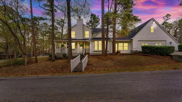a front view of house with yard
