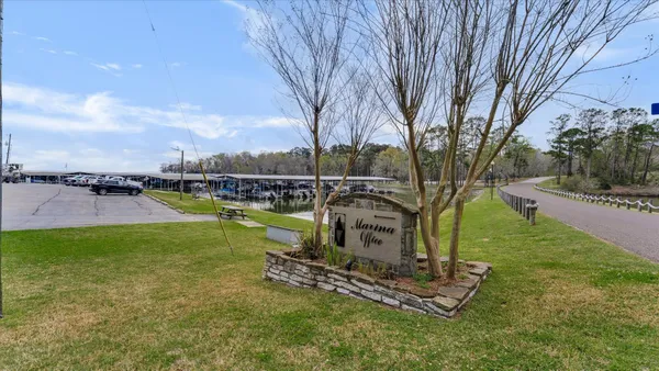 $834,000 | 100 Lords Circle, Coldspring, TX 77331