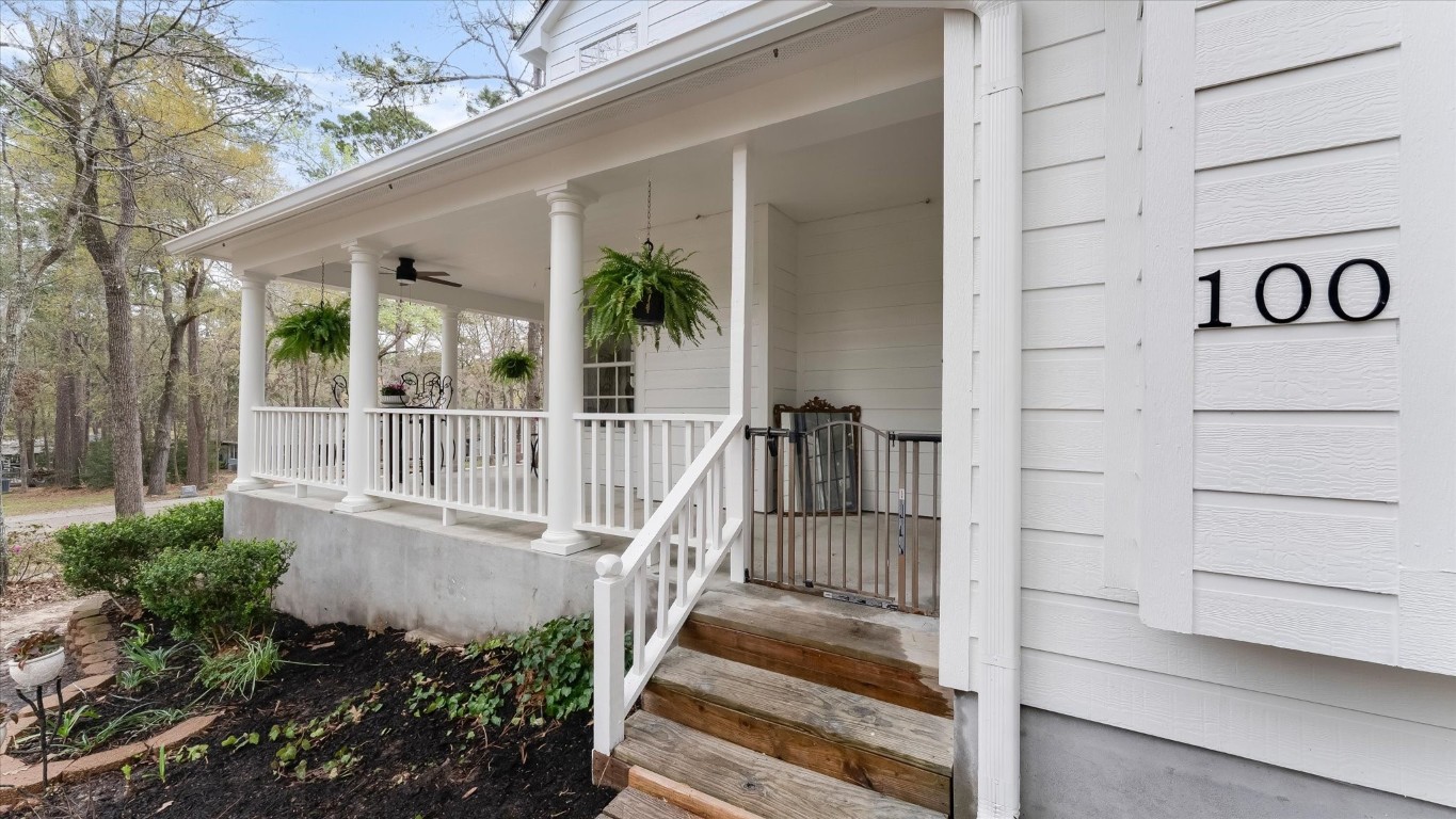 100 Lords Circle Coldspring, TX 77331 - Photo 6 of 50 front view of a house with a porch