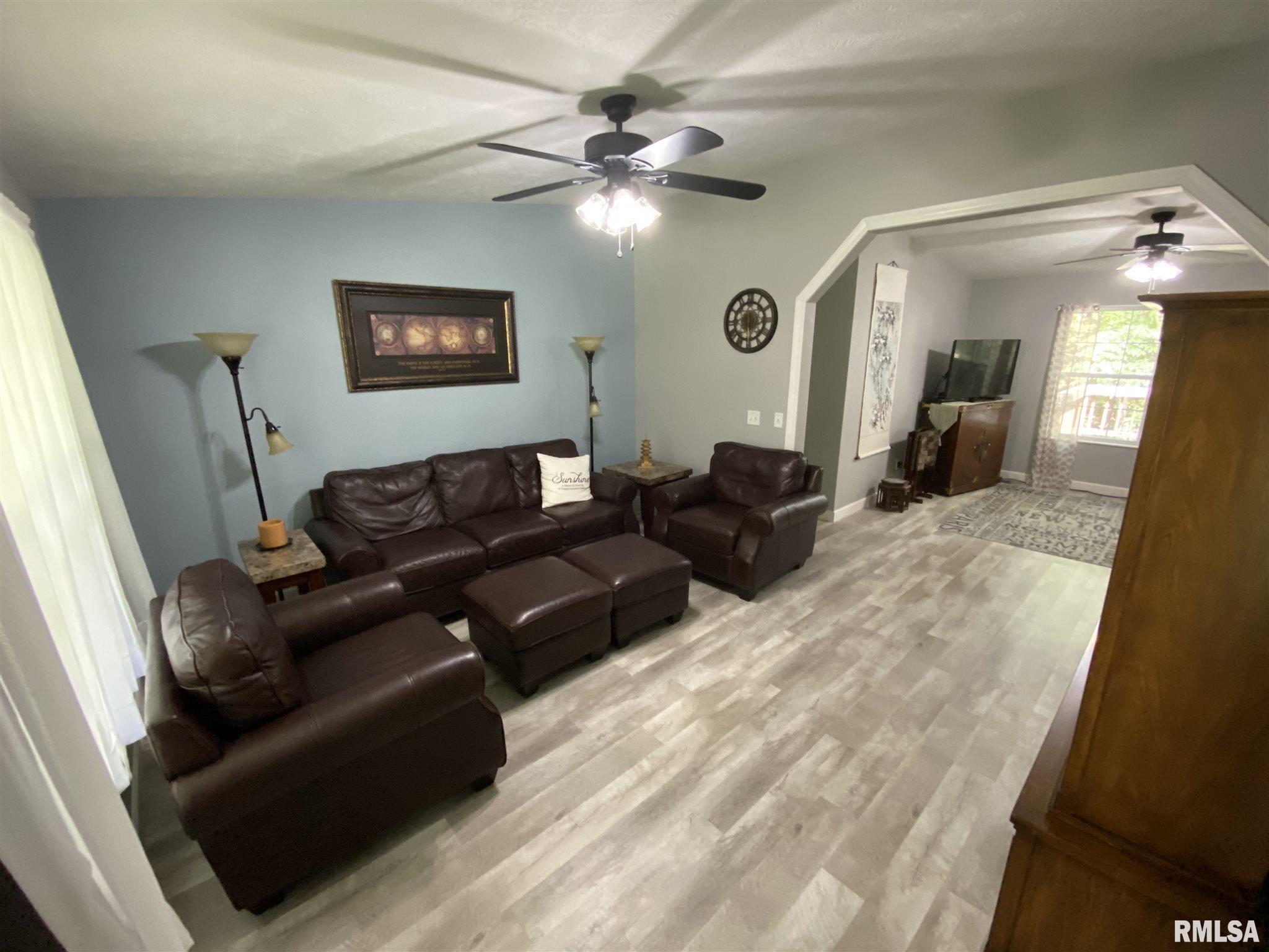11214 North Trigger Road Dunlap, IL 61525 - Photo 13 of 35 Gallery Image 13