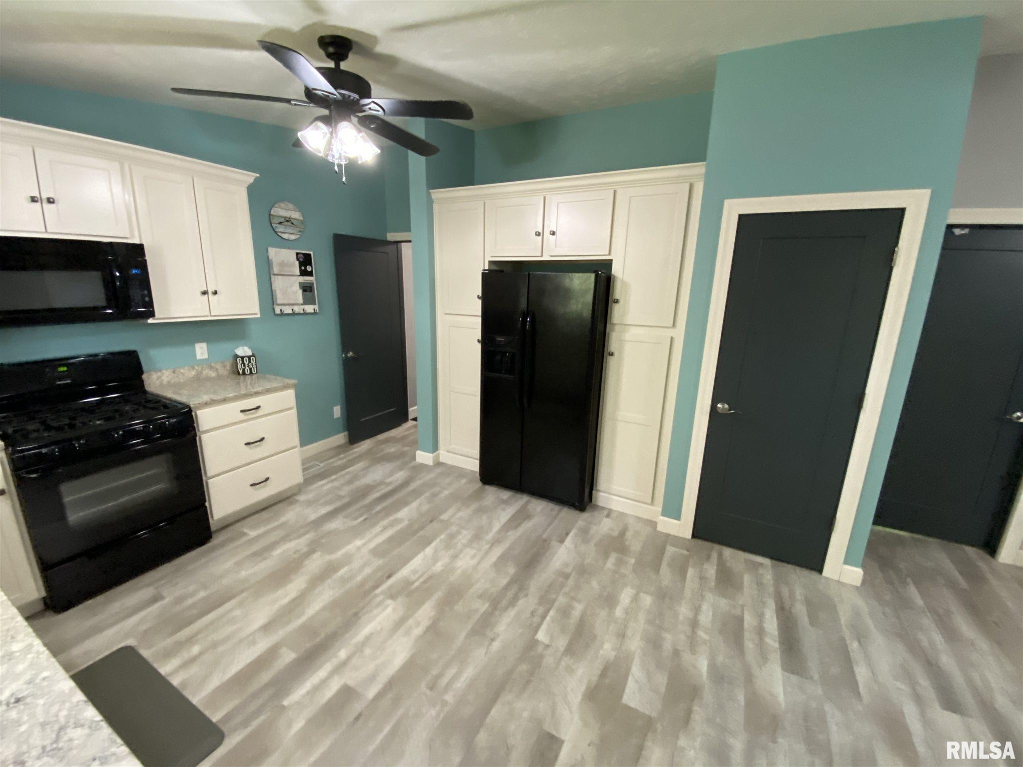 11214 North Trigger Road Dunlap, IL 61525 - Photo 8 of 35 Gallery Image 8