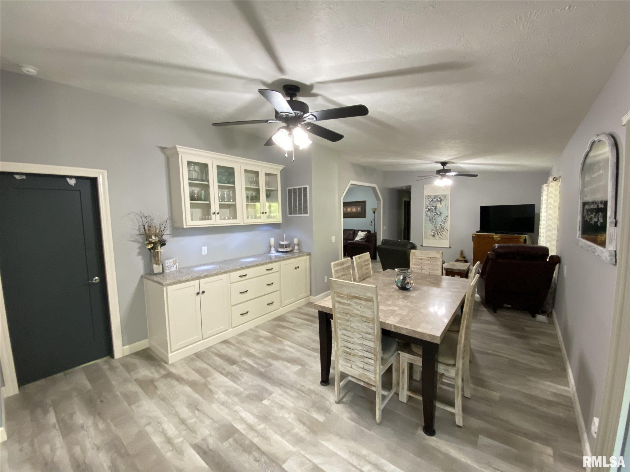 11214 North Trigger Road Dunlap, IL 61525 - Photo 10 of 35 Gallery Image 10