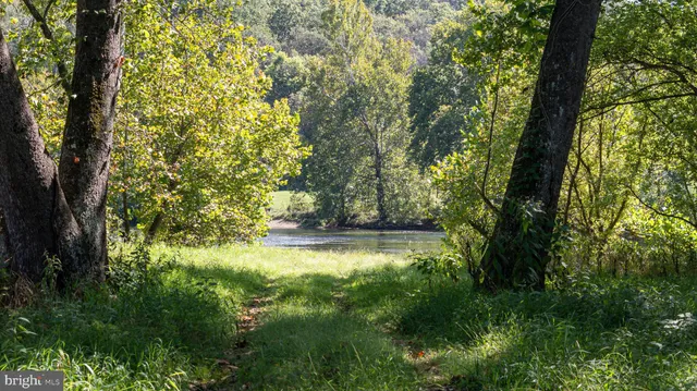 $400,000 | 0 Oakview Drive, Bentonville, VA 22610