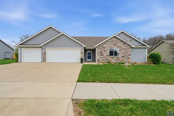 $340,000 | 4573 Nature Avenue, Manhattan, KS 66502