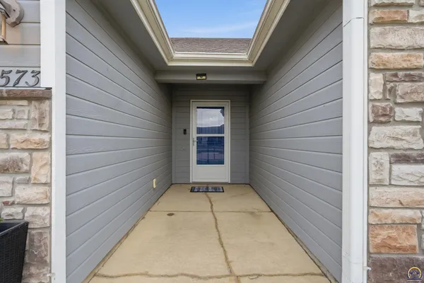 $340,000 | 4573 Nature Avenue, Manhattan, KS 66502