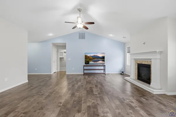 $340,000 | 4573 Nature Avenue, Manhattan, KS 66502