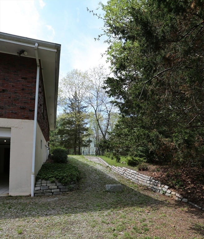 1 Piper Road Lexington, MA 02421 - Photo 6 of 42 a view of a garage