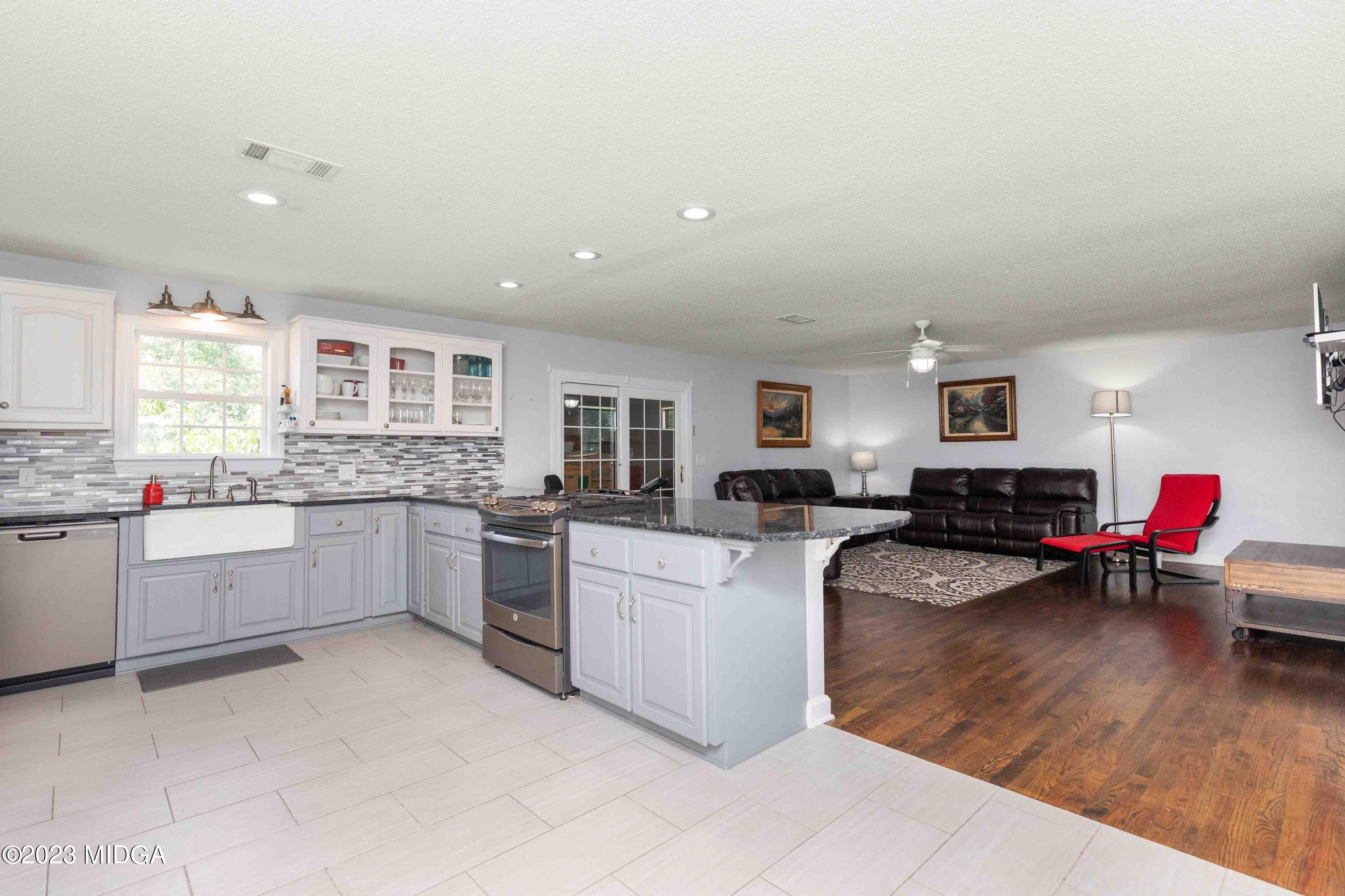 413 Harris Morton Road Gray, GA 31032 - Photo 14 of 38 413HarrisMortonRoad-23