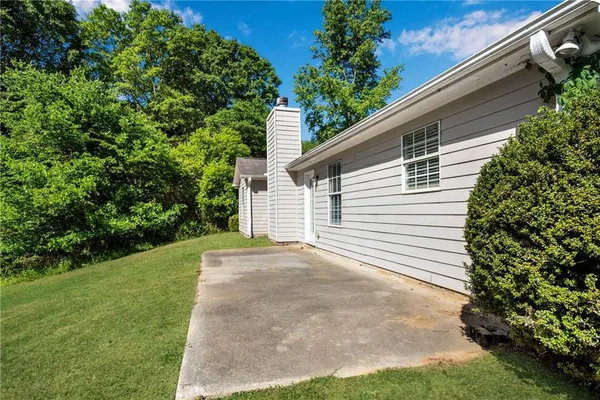 $1,800 | 250 Chardonnay Trace, Braselton, GA 30517