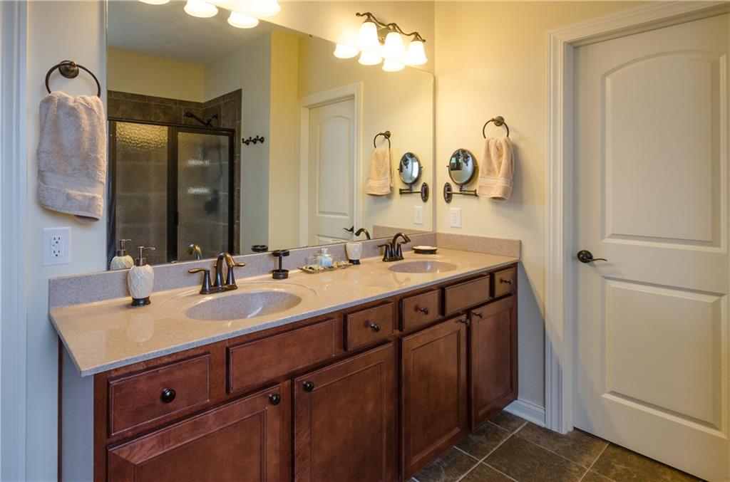 6104 Roxburgh Place Noblesville, IN 46062 - Photo 12 of 24 Gallery Image 12