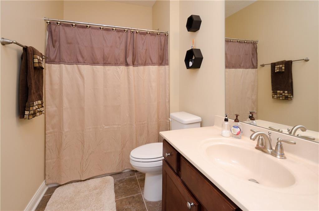 6104 Roxburgh Place Noblesville, IN 46062 - Photo 16 of 24 Gallery Image 16