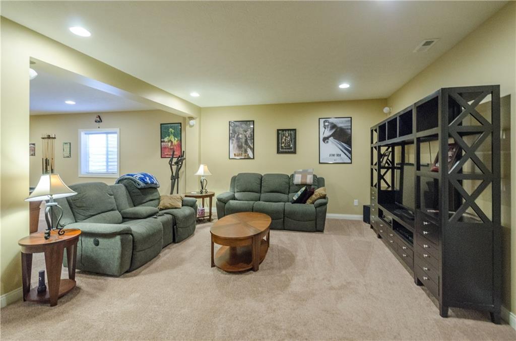 6104 Roxburgh Place Noblesville, IN 46062 - Photo 17 of 24 Gallery Image 17