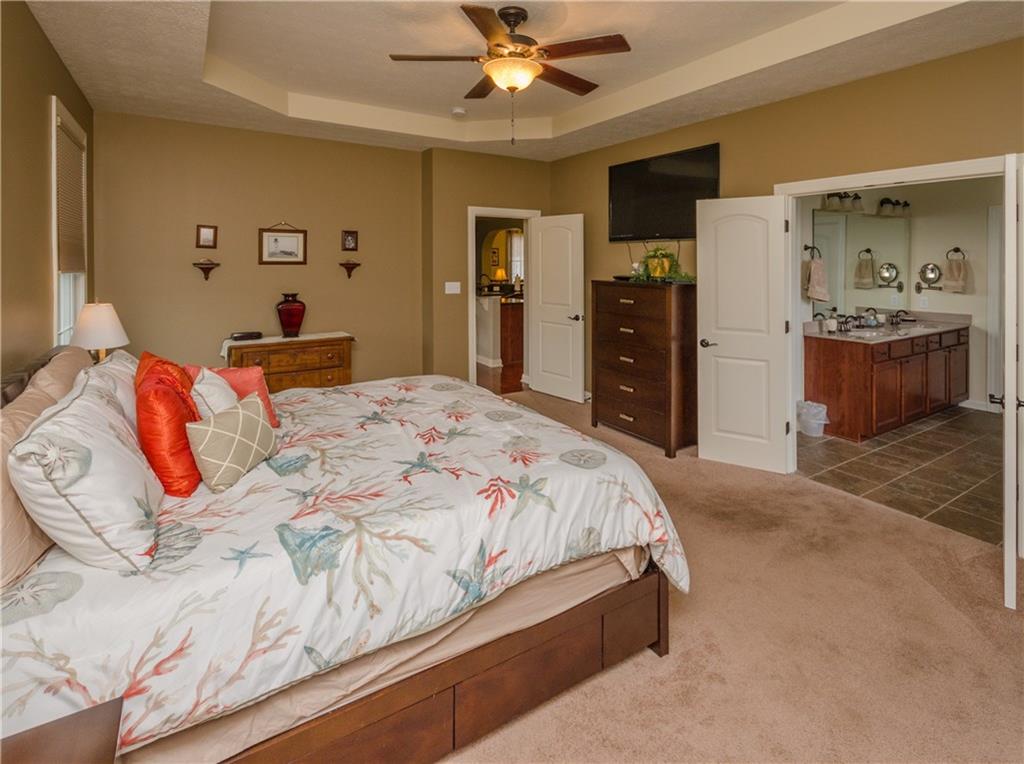 6104 Roxburgh Place Noblesville, IN 46062 - Photo 10 of 24 Gallery Image 10