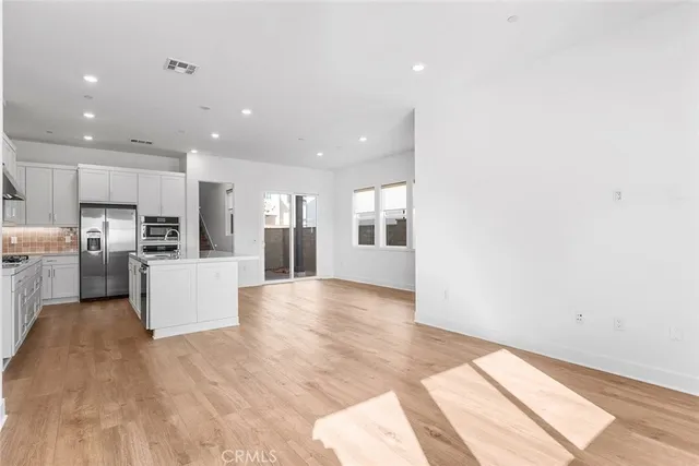 $6,500 | 635 Gadwall, Irvine, CA 92618