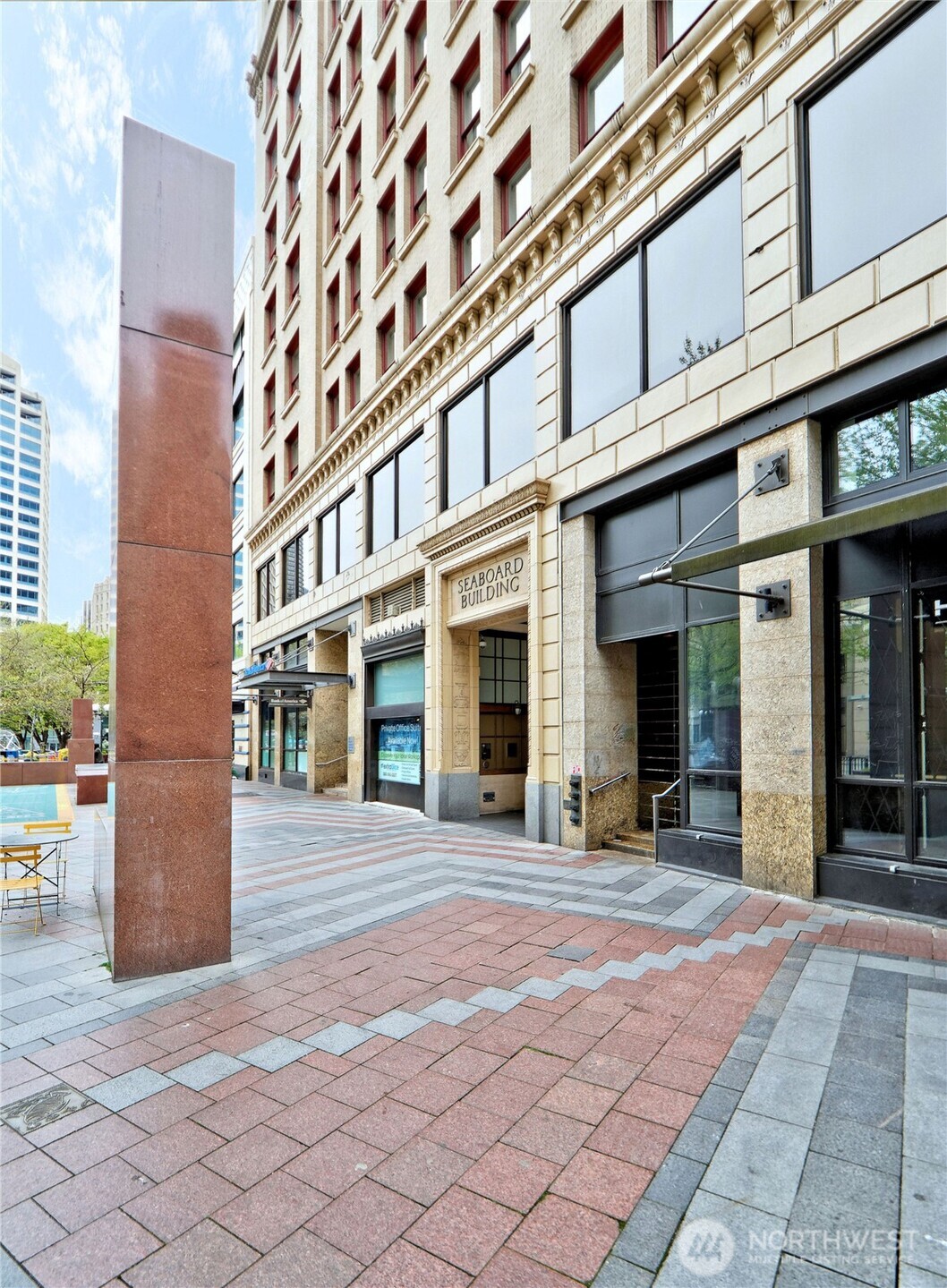1500 4th Avenue, Unit 905 Seattle, WA 98101 - Photo 3 of 20 a front view of a building
