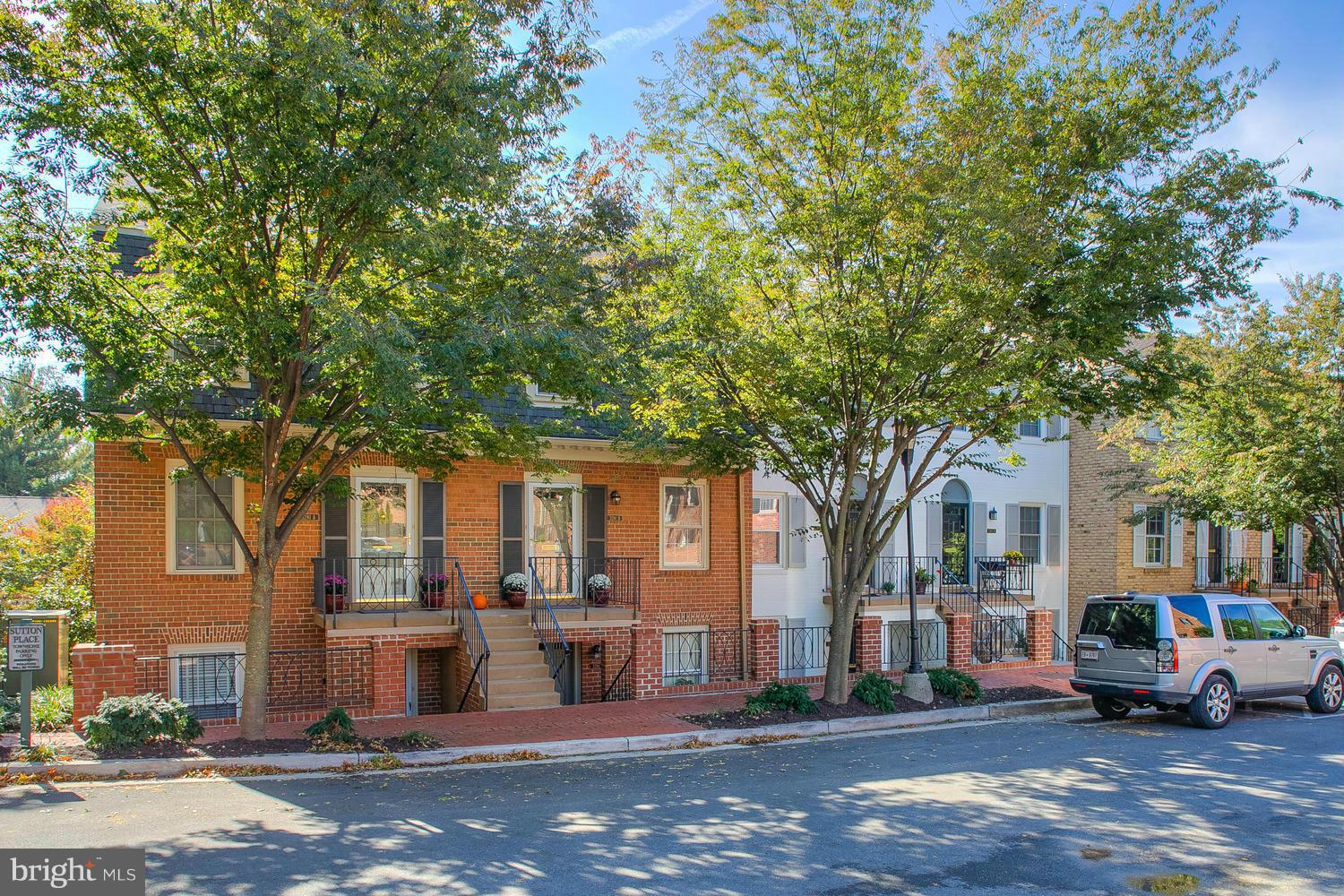 3281 Sutton Place Northwest, Unit B Washington, DC 20016 - Photo 2 of 29 Exterior (Front)