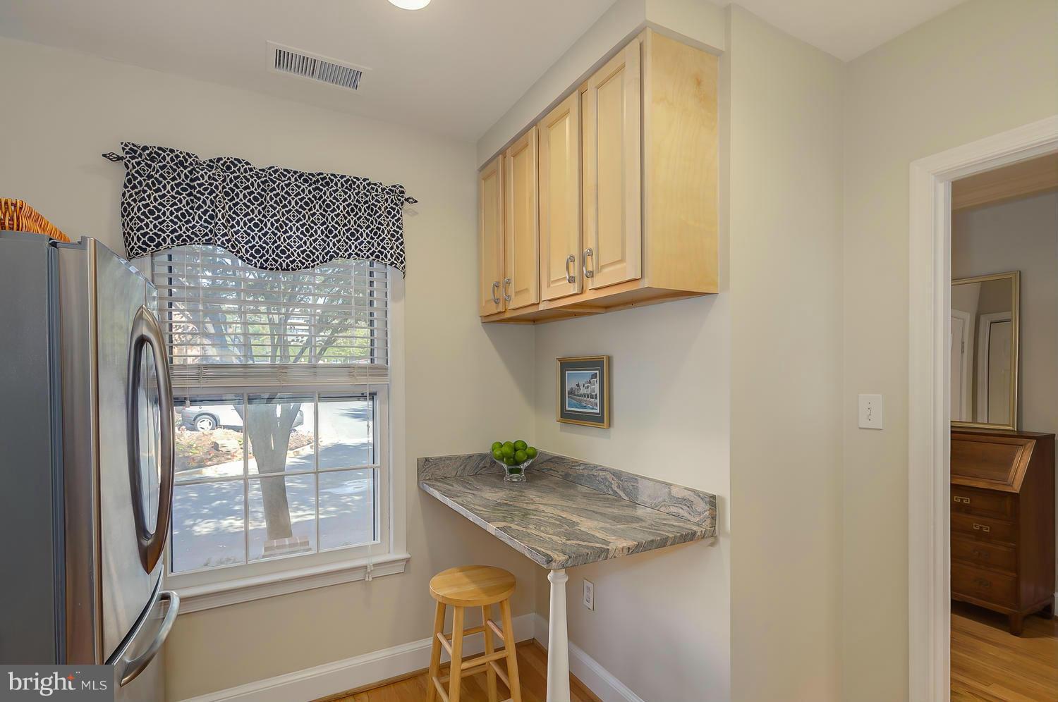 3281 Sutton Place Northwest, Unit B Washington, DC 20016 - Photo 15 of 29 Kitchen