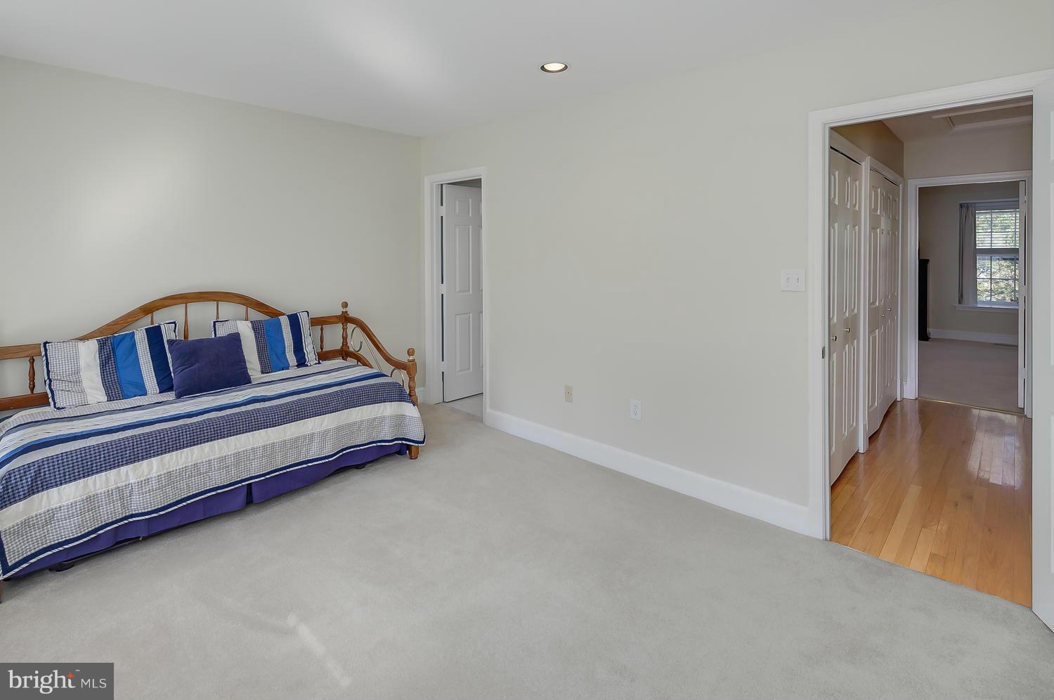 3281 Sutton Place Northwest, Unit B Washington, DC 20016 - Photo 22 of 29 Bedroom