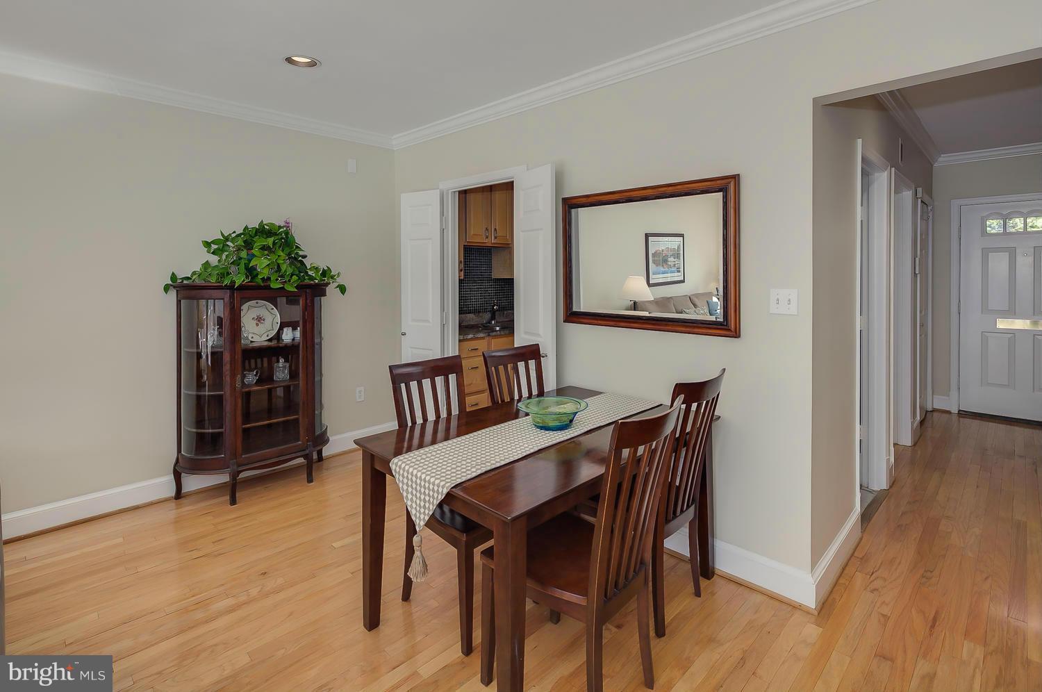 3281 Sutton Place Northwest, Unit B Washington, DC 20016 - Photo 10 of 29 Dining Room