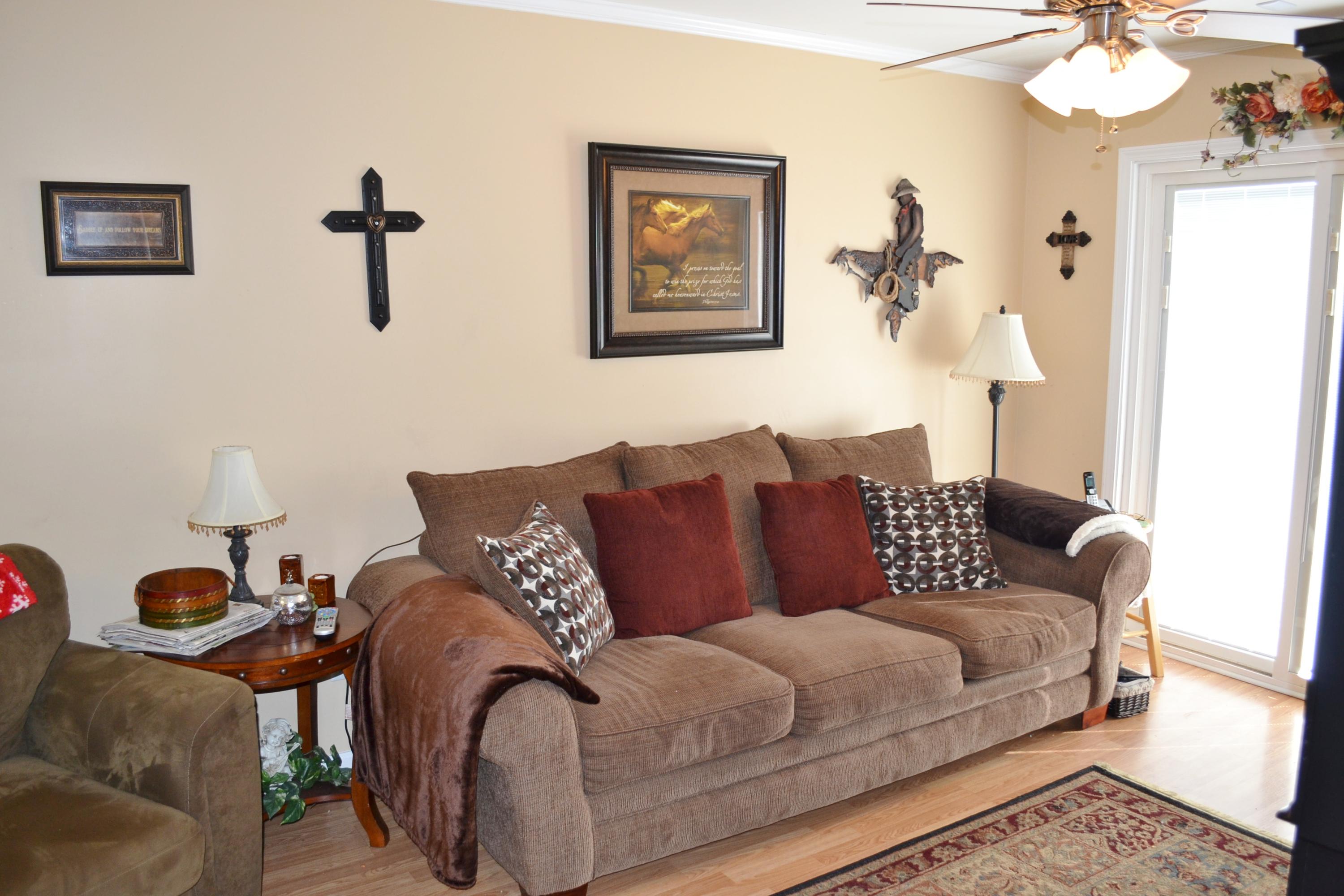 345 Jacobs Road Ringgold, GA 30736 - Photo 6 of 27 Living Room