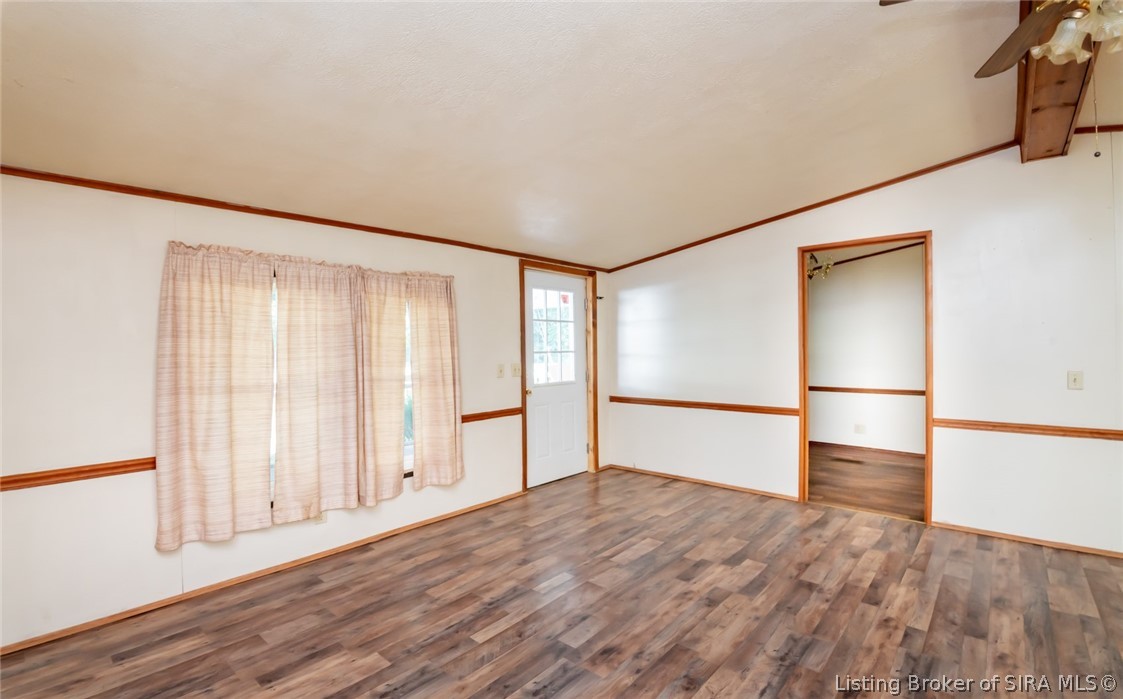 824 East Marshfield Road Scottsburg, IN 47170 - Photo 6 of 48 Gallery Image 6