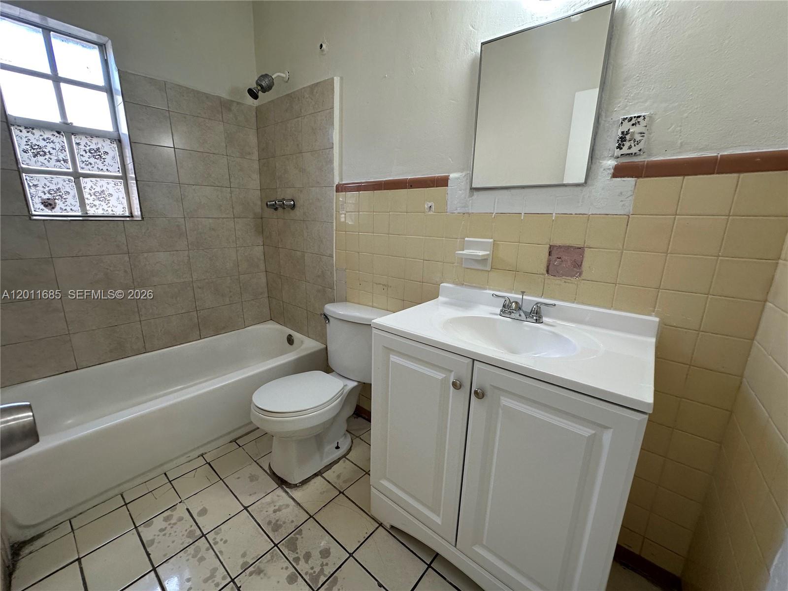 1767 Northwest 5th Street, Unit 3 Miami, FL 33125 - Photo 6 of 9