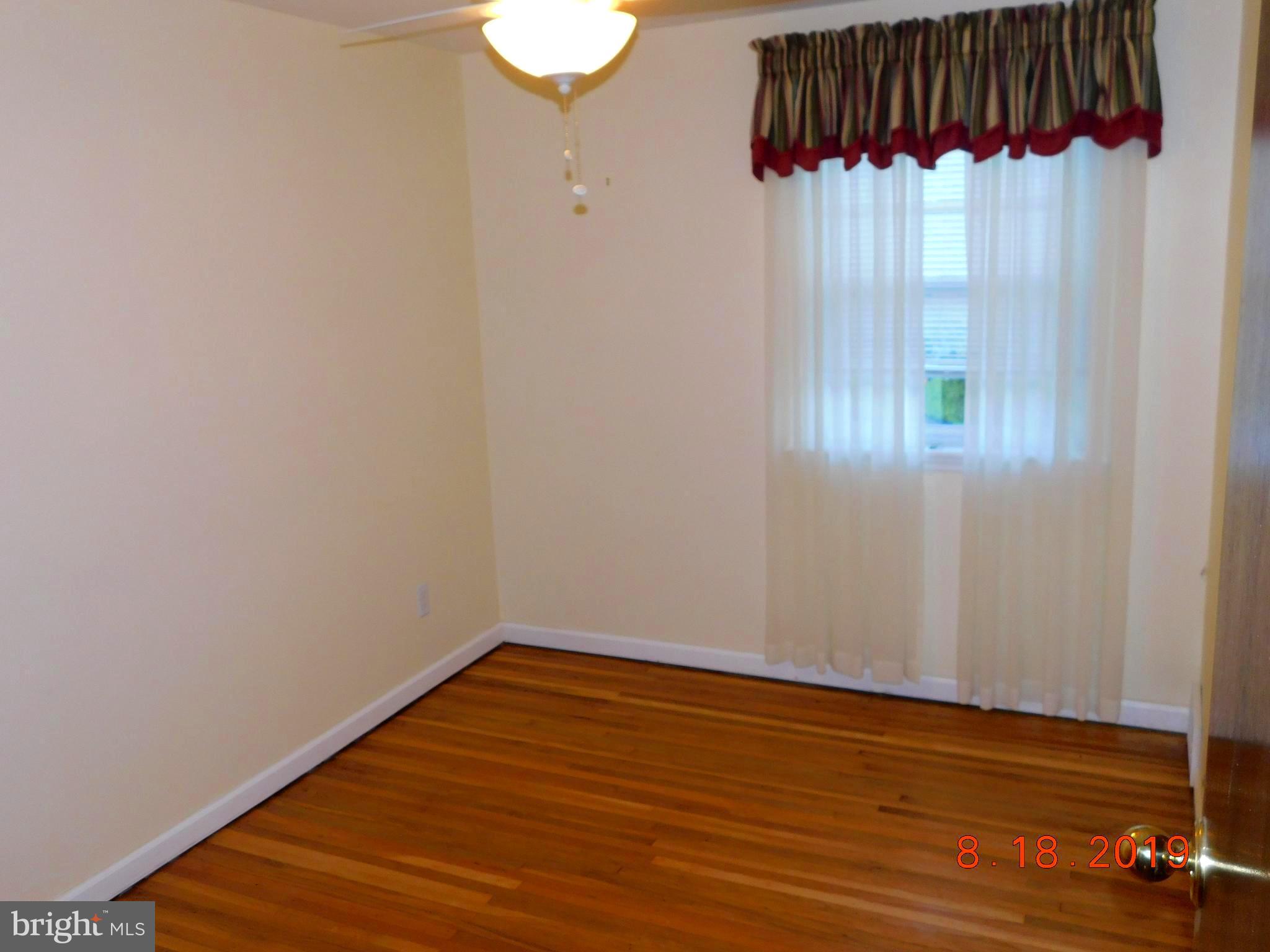 12866 Medford Road Philadelphia, PA 19154 - Photo 15 of 41