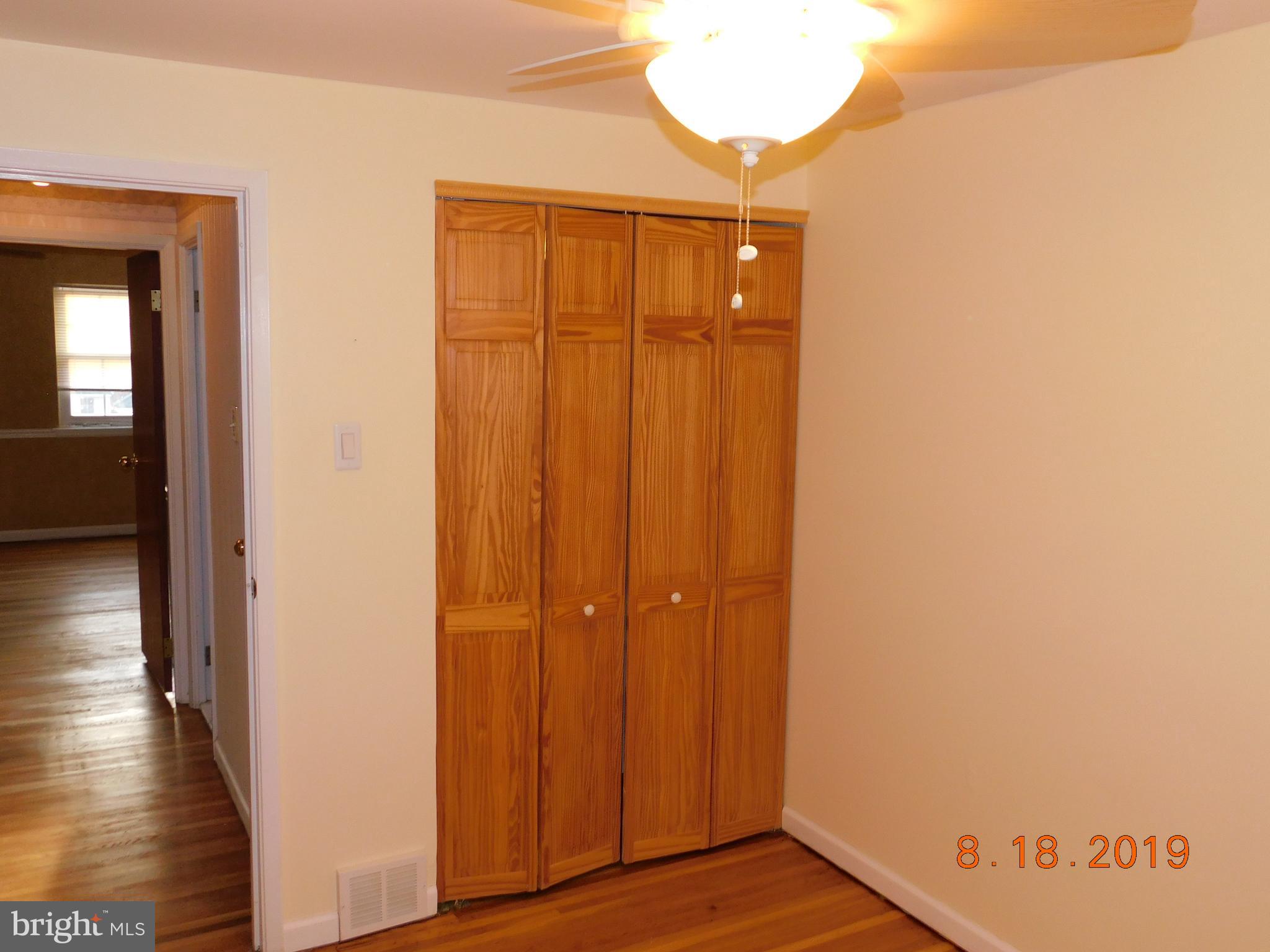 12866 Medford Road Philadelphia, PA 19154 - Photo 16 of 41