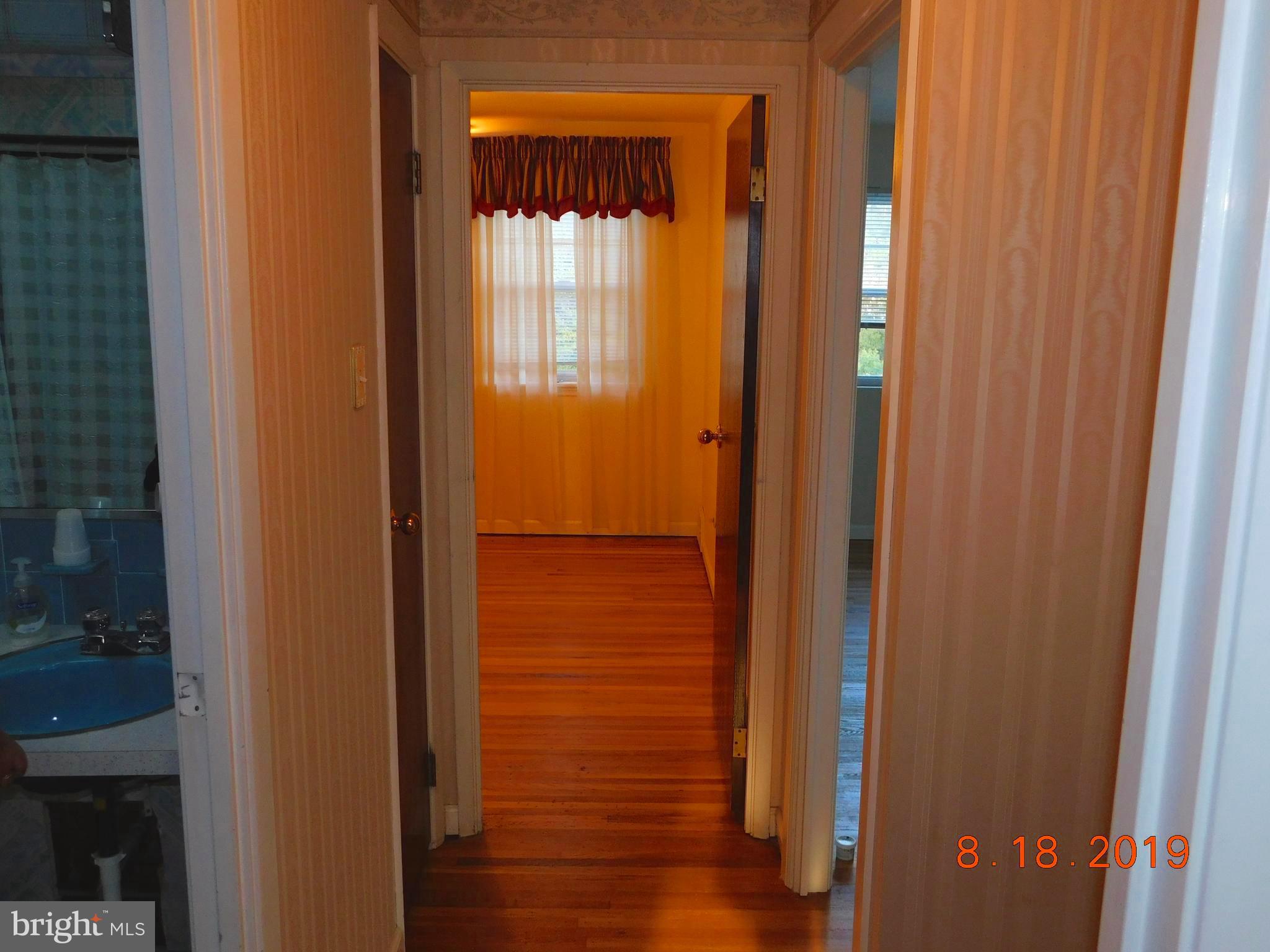 12866 Medford Road Philadelphia, PA 19154 - Photo 18 of 41