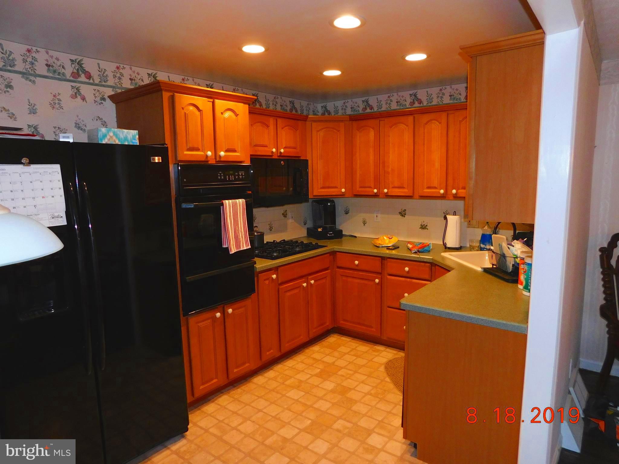 12866 Medford Road Philadelphia, PA 19154 - Photo 26 of 41