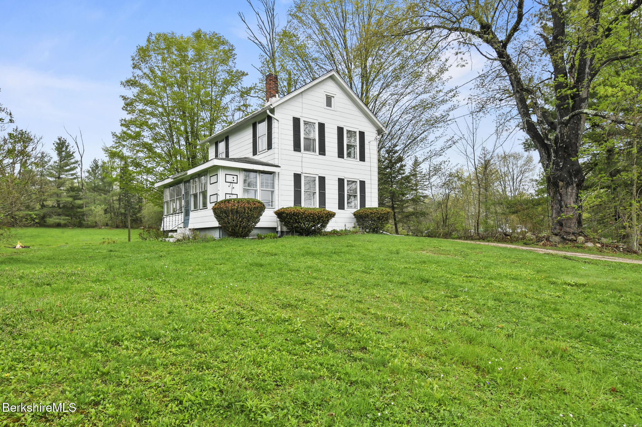 83 Robinson Road Hinsdale, MA 01235 - Photo 1 of 29 83 Robinson Rd Hinsdale MA 01235_Done009