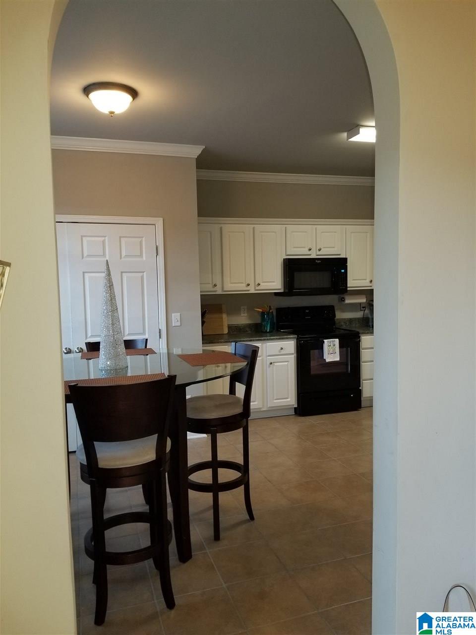 145 Canyon Trail Pelham, AL 35124 - Photo 7 of 39