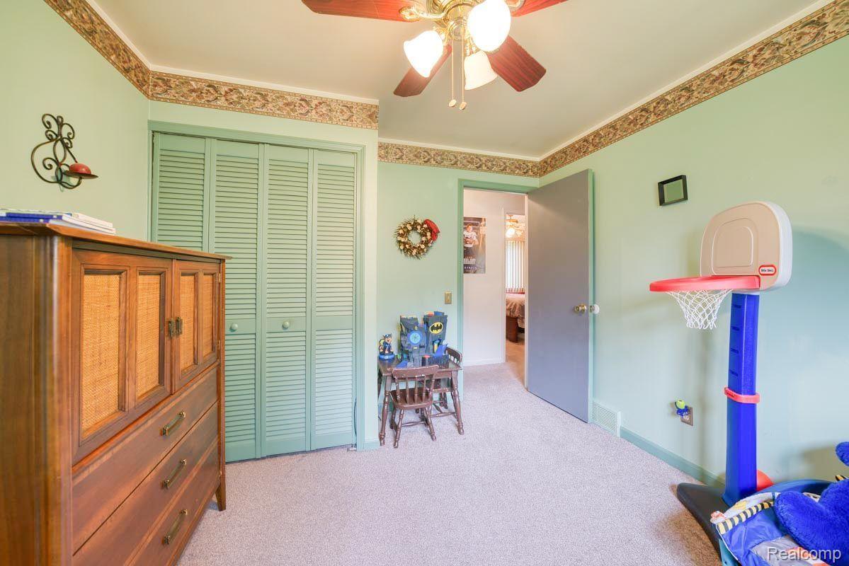 4420 Harvey Lake Road Highland, MI 48356 - Photo 23 of 30 Gallery Image 23