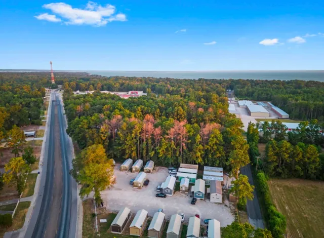 $900 | 413 Farm To Market Road 356, Onalaska, TX 77360