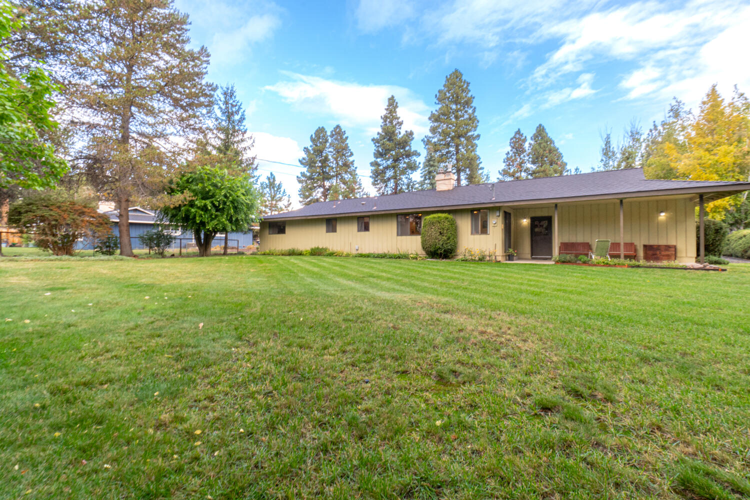 1005 Northeast Butler Market Road Bend, OR 97701 - Photo 36 of 43 1005-006