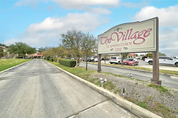 $199,000 | 1202 Thorpe Lane, Unit 508, San Marcos, TX 78666