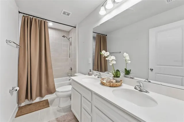 $3,295 | 14031 Crimson Avenue, Bradenton, FL 34211