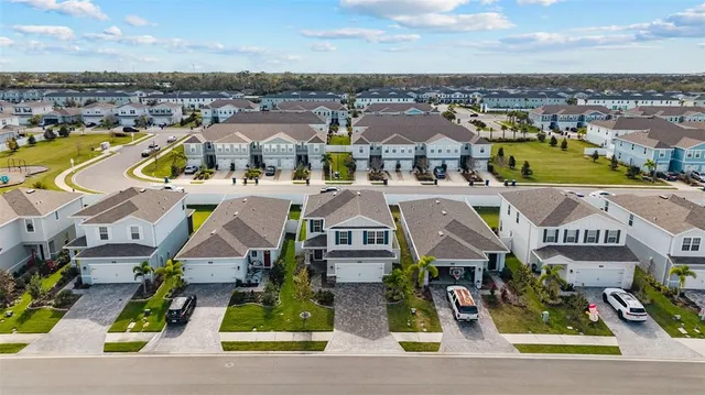 $3,295 | 14031 Crimson Avenue, Bradenton, FL 34211