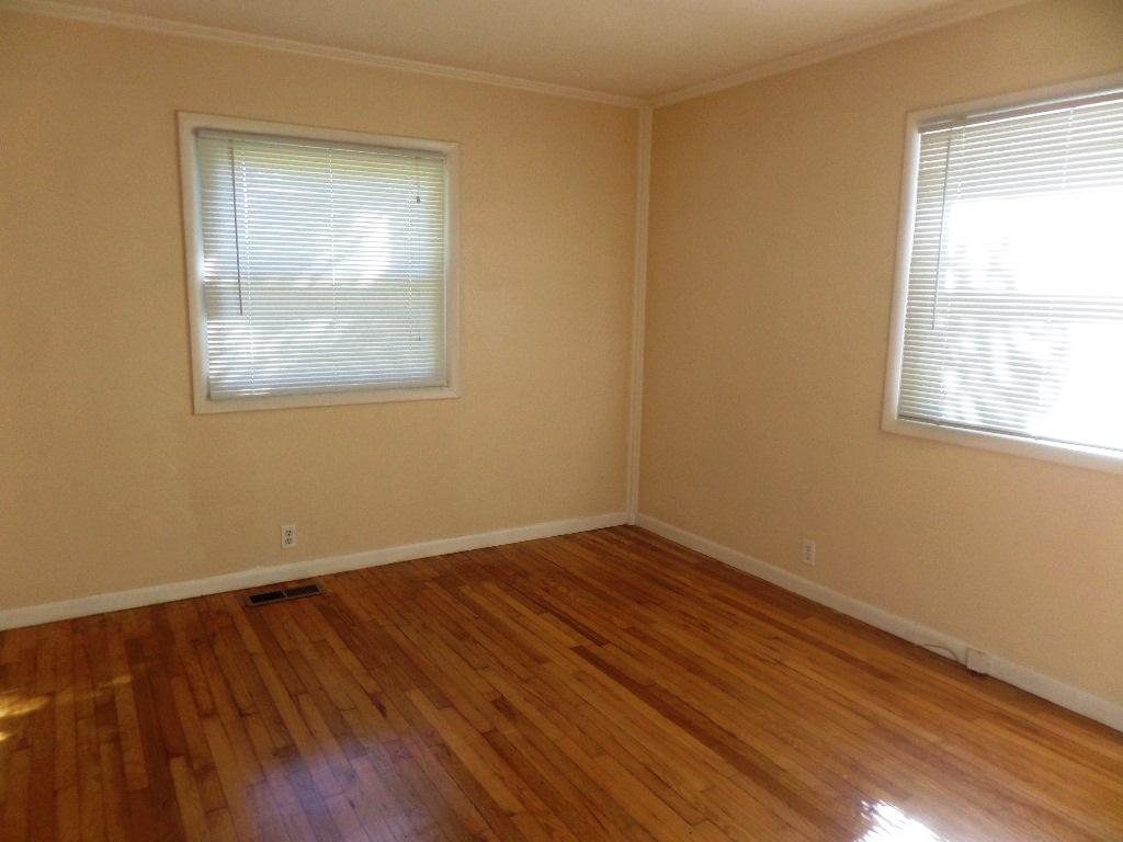 106 Peach Road Oak Ridge, TN 37830 - Photo 11 of 21 master